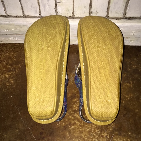 Alegria Sandals - Picture 4 of 5